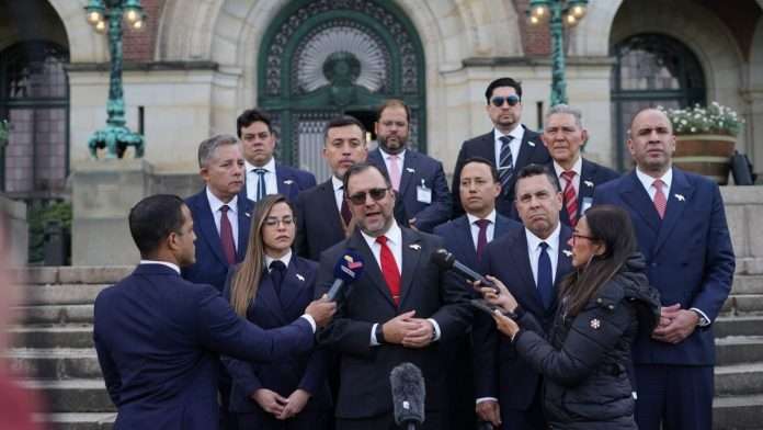 Canciller Gil denuncia en La Haya manipulaciones de Guyana sobre el Esequibo.